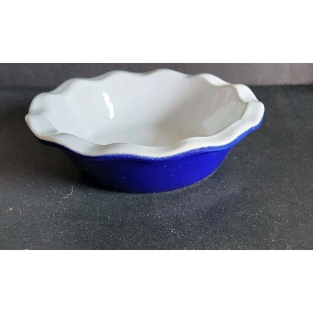 Emile Henry Stoneware Individual Tart Baker, Blue Body 14 Cm Modèle Déposé